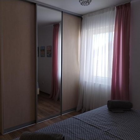 Family Apartment B&B Biograd Na Moru Ngoại thất bức ảnh