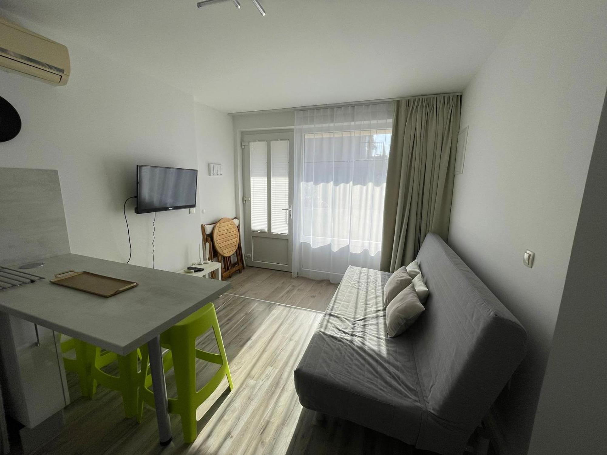 Family Apartment B&B Biograd Na Moru Ngoại thất bức ảnh